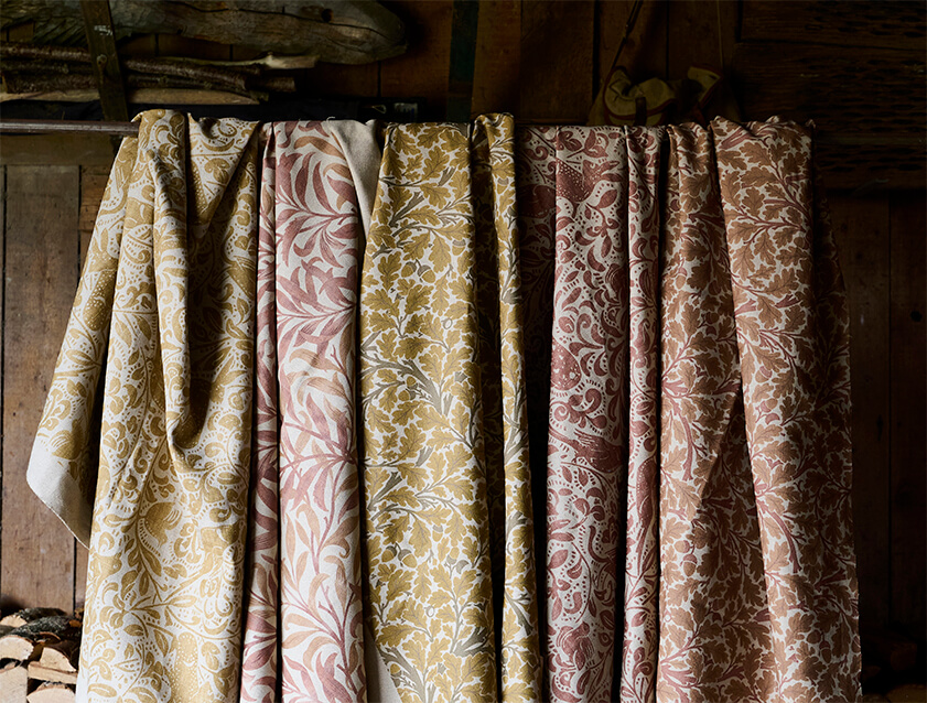 Spill resistant V&A collection browns